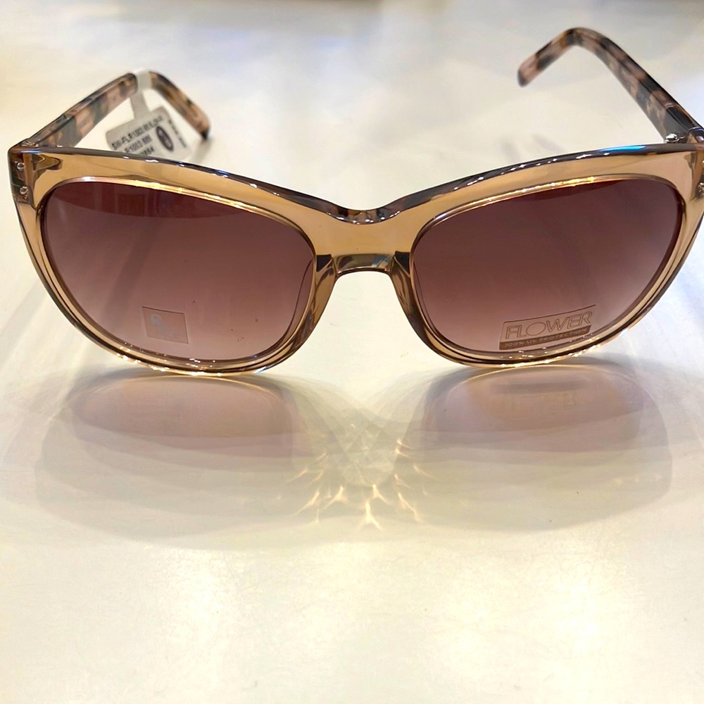 FLOWER BLUSH 55-18-135 RXABLE SUNGLASSES LADIES NEW CATEYE
